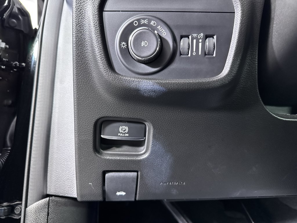 Used 2023 Jeep Grand Cherokee L Summit AWD/4WD image 32