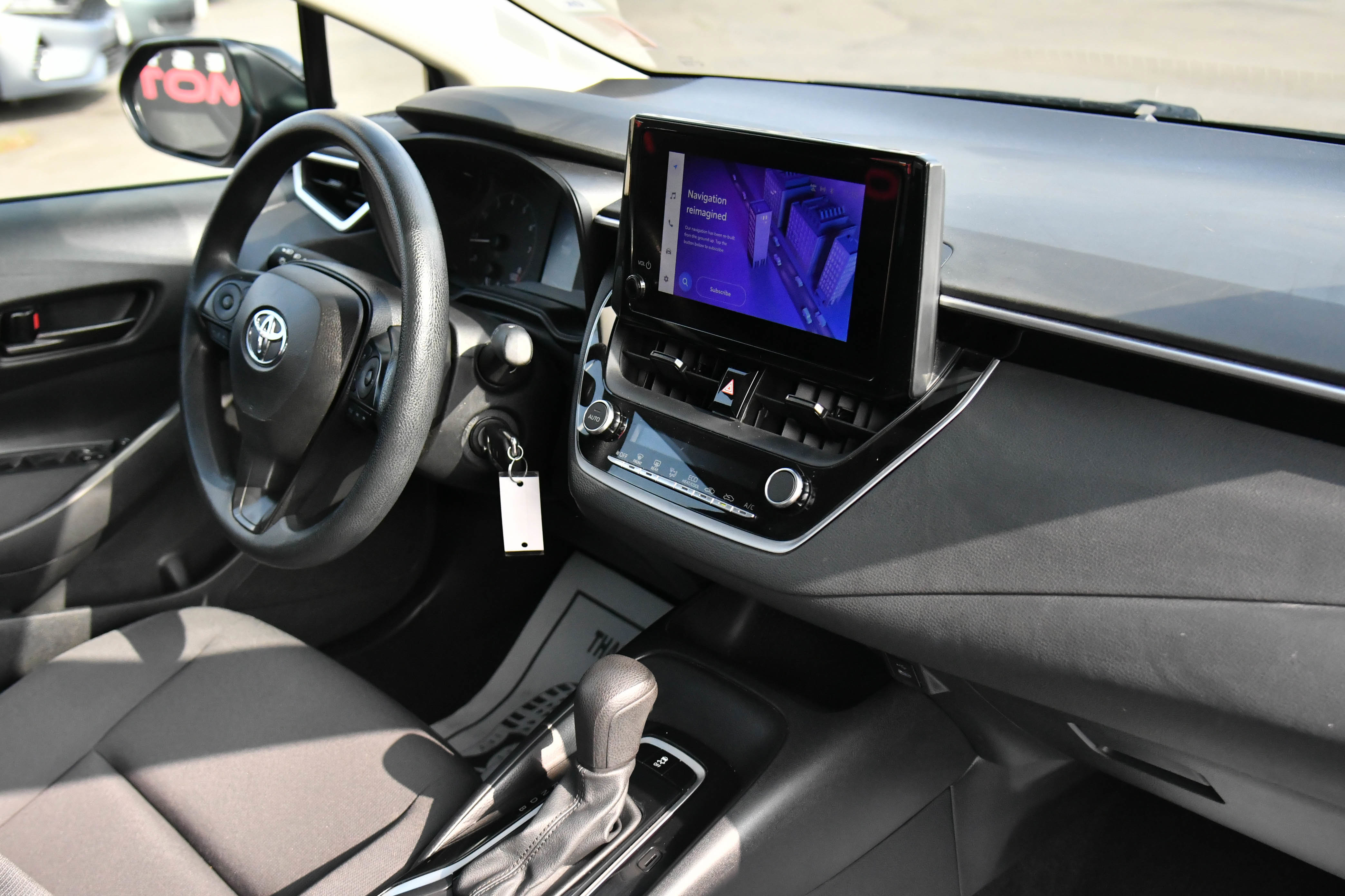 Used 2024 Toyota Corolla LE image 41