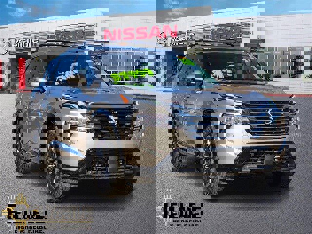 Certified 2025 Nissan Rogue Platinum w/ Platinum Premium Package