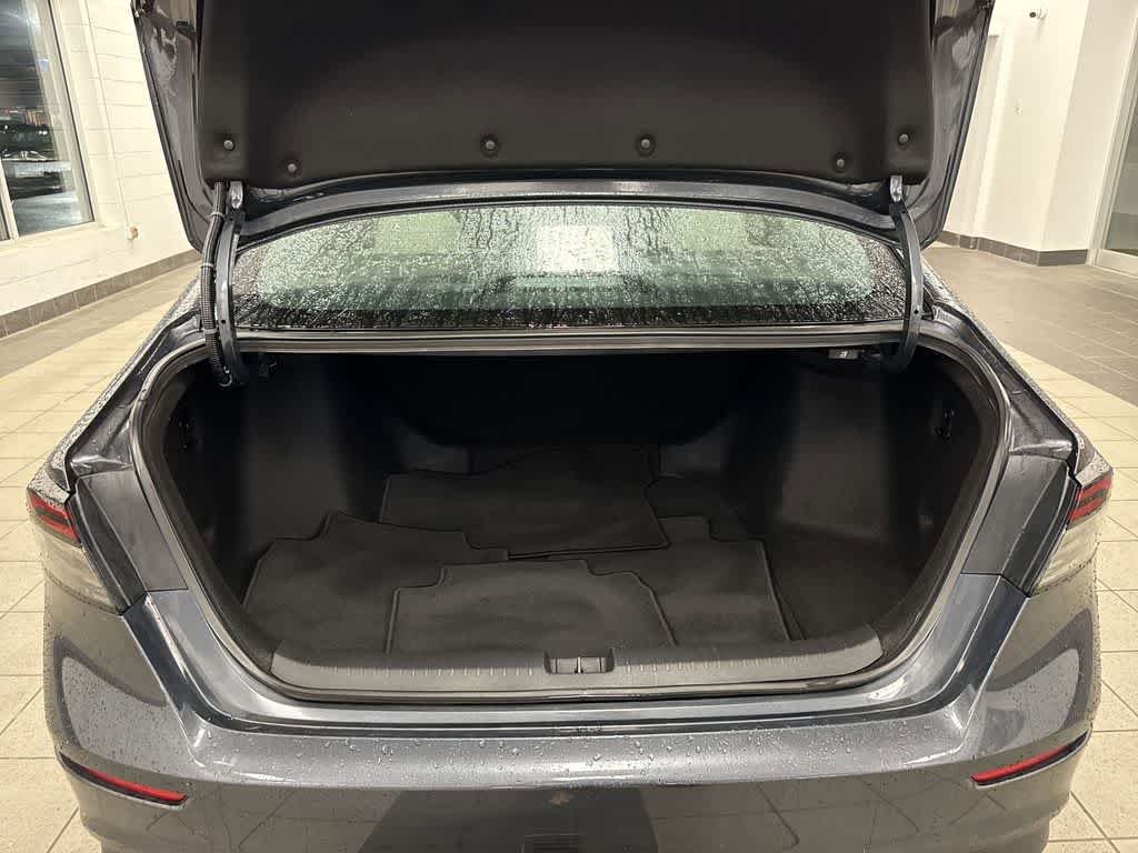 Used 2023 Honda Accord LX image 11