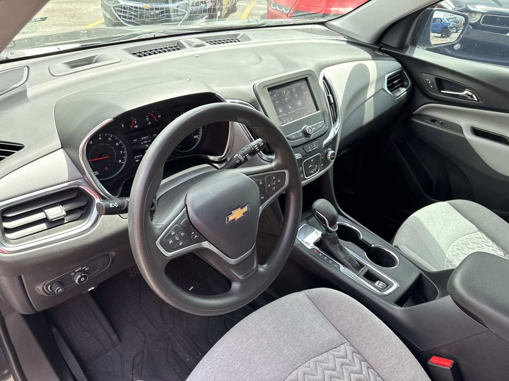 Used 2023 Chevrolet Equinox LS w/ LPO, Floor Liner Package FWD image 19