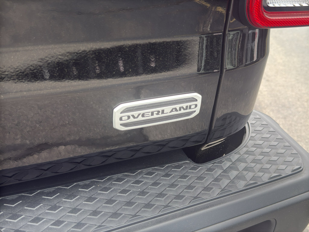 Used 2021 Jeep Gladiator Overland AWD/4WD image 8
