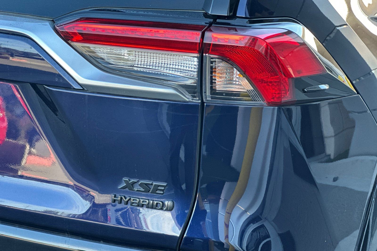 Used 2019 Toyota RAV4 XSE w/ XSE Weather Package image 37