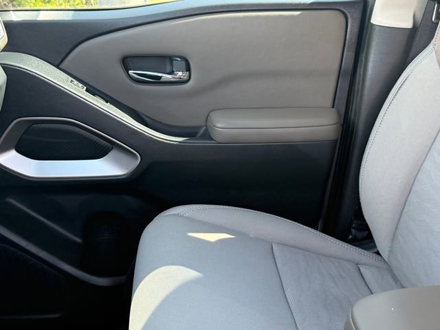Used 2022 Nissan Frontier SV image 10