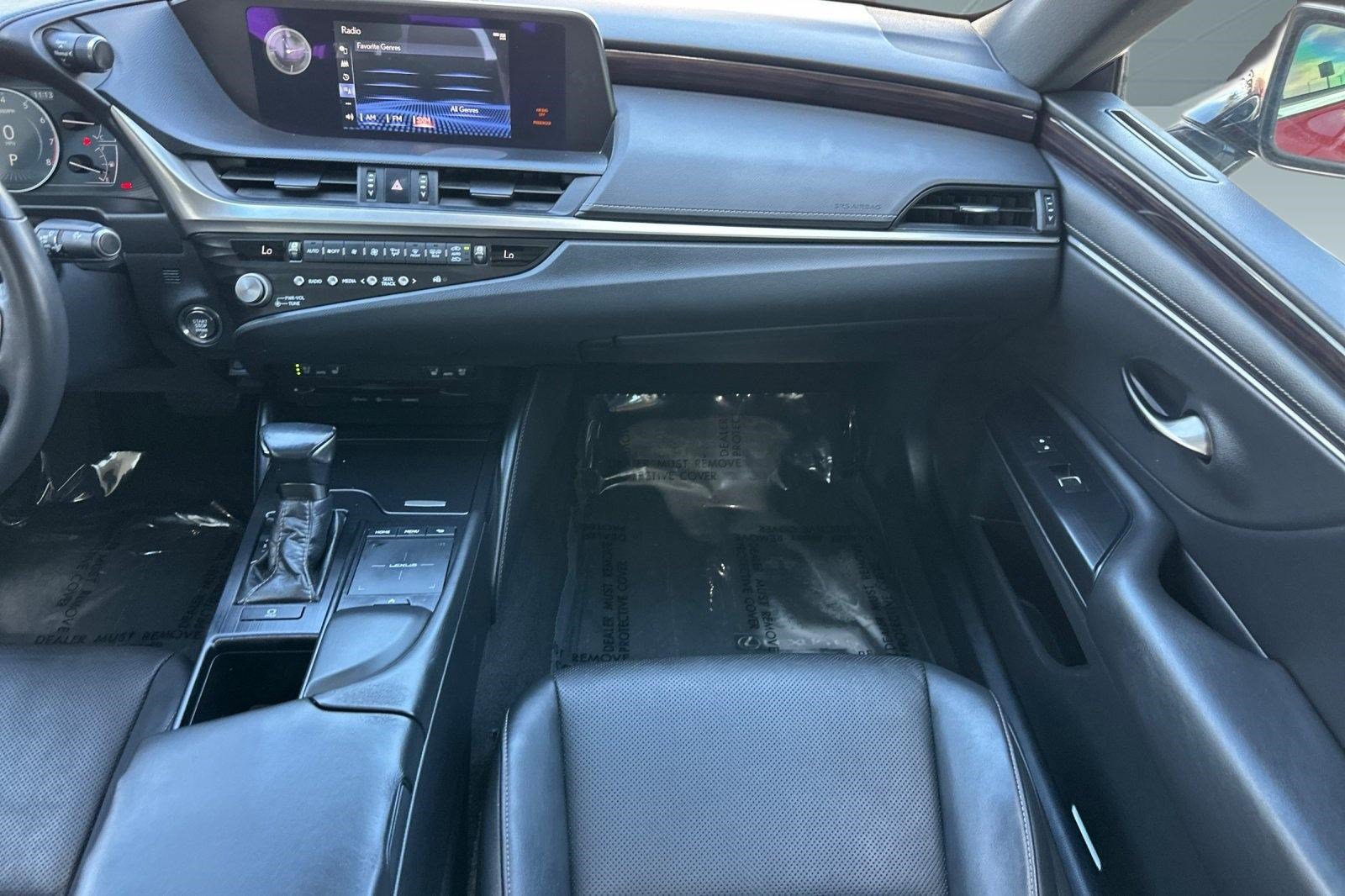 Certified 2021 Lexus ES 350 w/ Premium Package FWD image 32