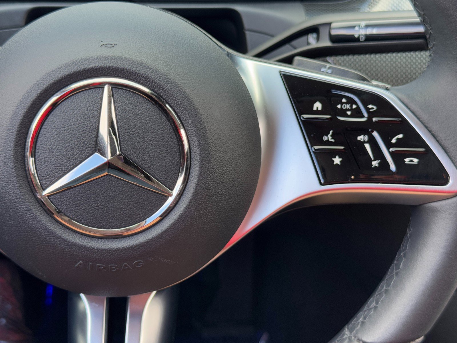 Used 2022 Mercedes-Benz C 300 Sedan image 23