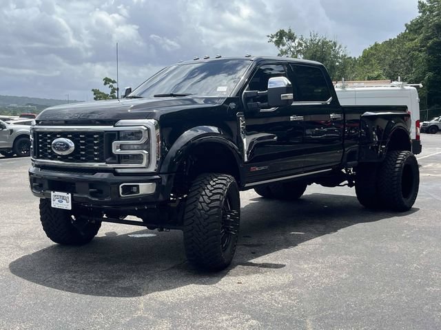 Certified 2025 Ford F450 Platinum w/ Platinum Plus Package AWD/4WD image 8