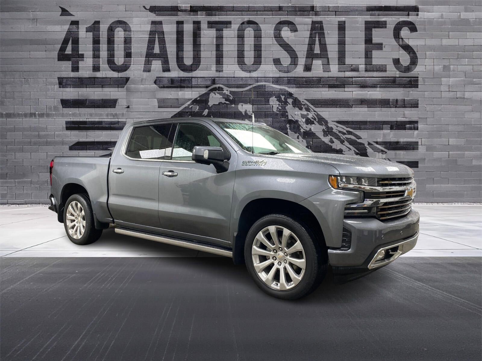 Used 2021 Chevrolet Silverado 1500 High Country w/ Technology Package image 1