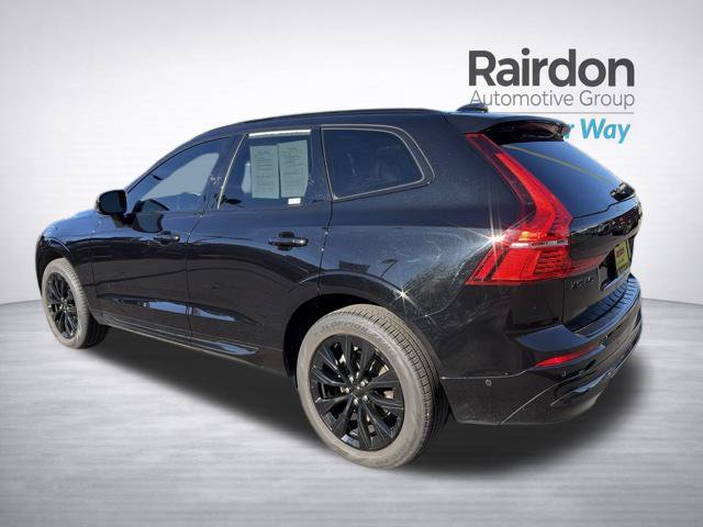 Used 2023 Volvo XC60 B5 Plus AWD/4WD image 5