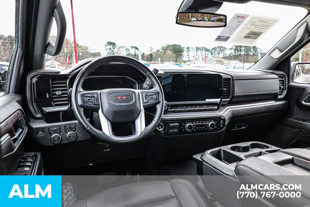 Used 2025 GMC Sierra 1500 SLT image 27