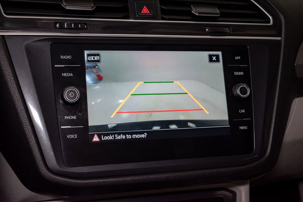 Used 2023 Volkswagen Tiguan SE image 15