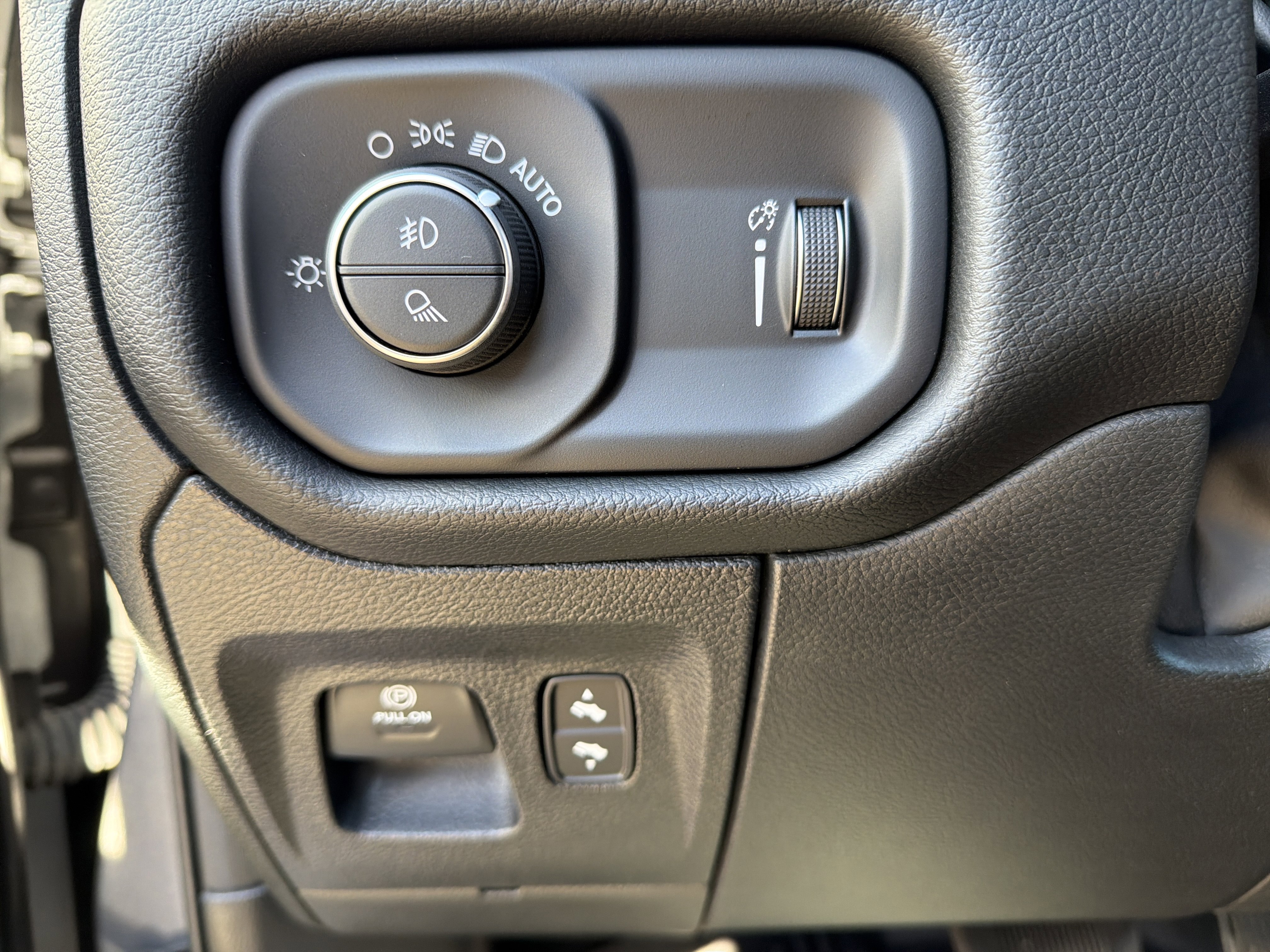 Used 2022 RAM 1500 Big Horn image 16