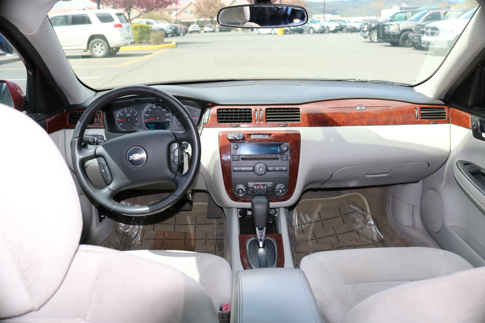 Used 2008 Chevrolet Impala LT FWD image 15