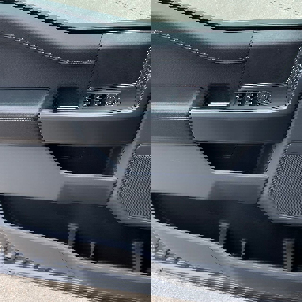 Used 2024 Ford F150 XLT w/ Mobile Office Package image 19