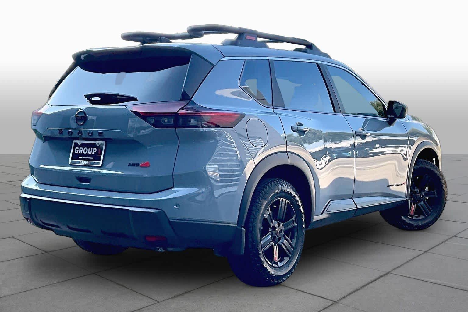 Certified 2026 Nissan Rogue SV AWD/4WD image 13