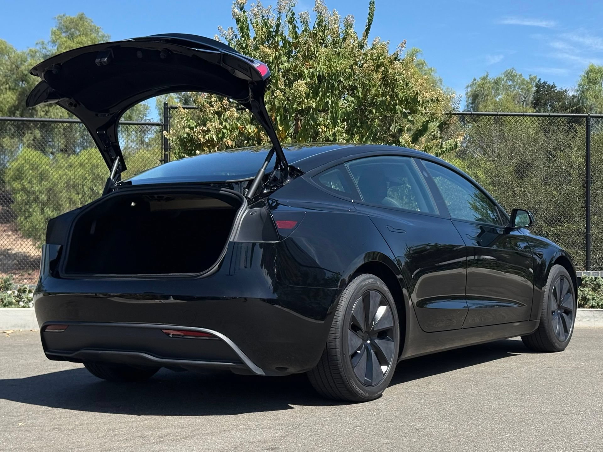 Used 2025 Tesla Model 3 RWD image 34