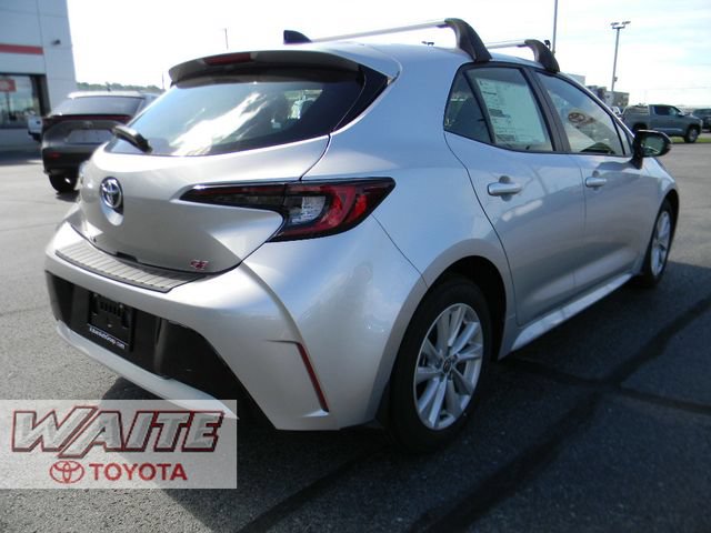 New 2026 Toyota Corolla SE FWD image 2