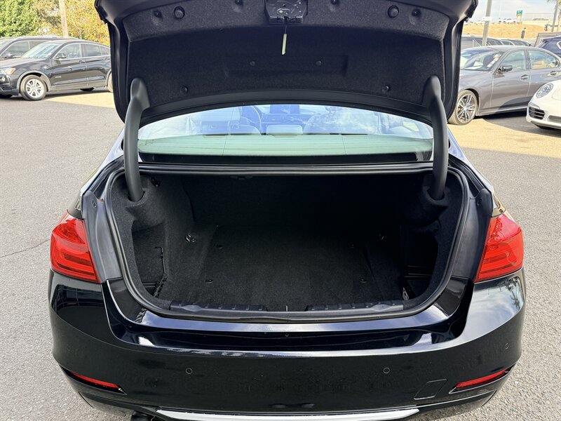 Used 2012 BMW 328i Sedan RWD image 26