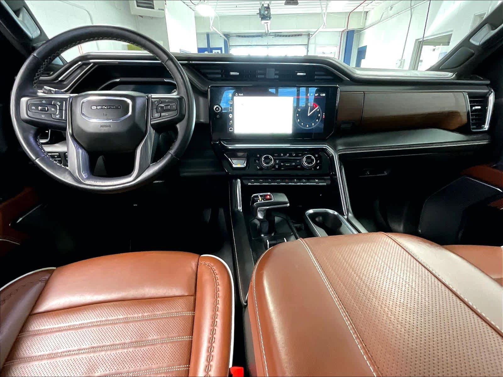 Used 2023 GMC Sierra 1500 Denali Ultimate AWD/4WD image 21