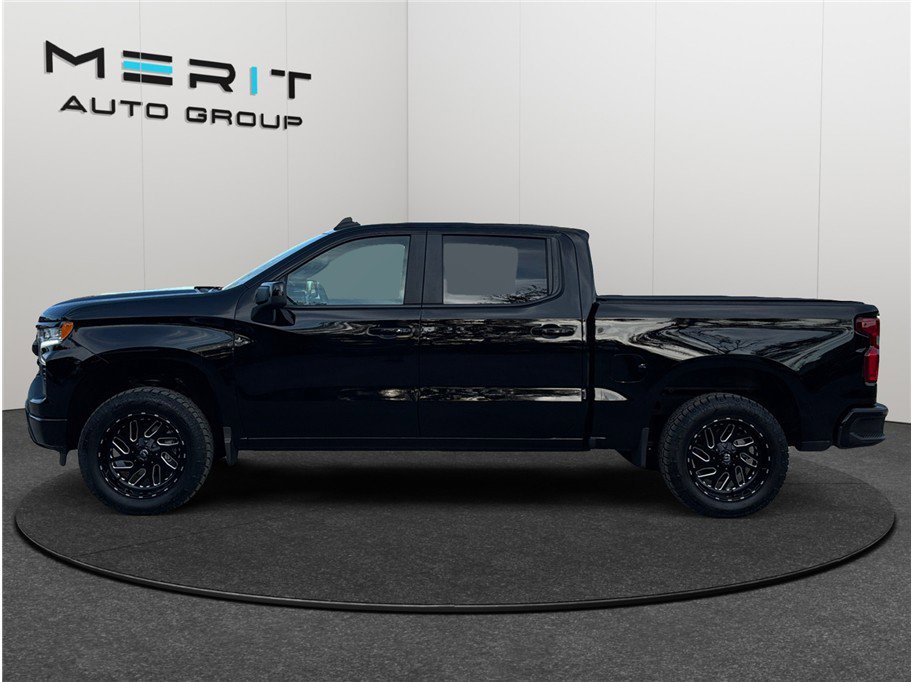 Used 2023 Chevrolet Silverado 1500 RST w/ LPO, Dark Essentials Package image 5