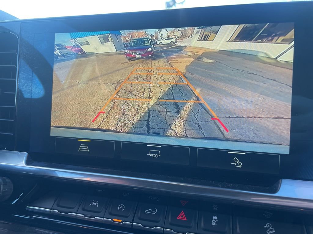 Used 2024 Chevrolet Silverado 1500 LT Trail Boss w/ Convenience Package II image 38