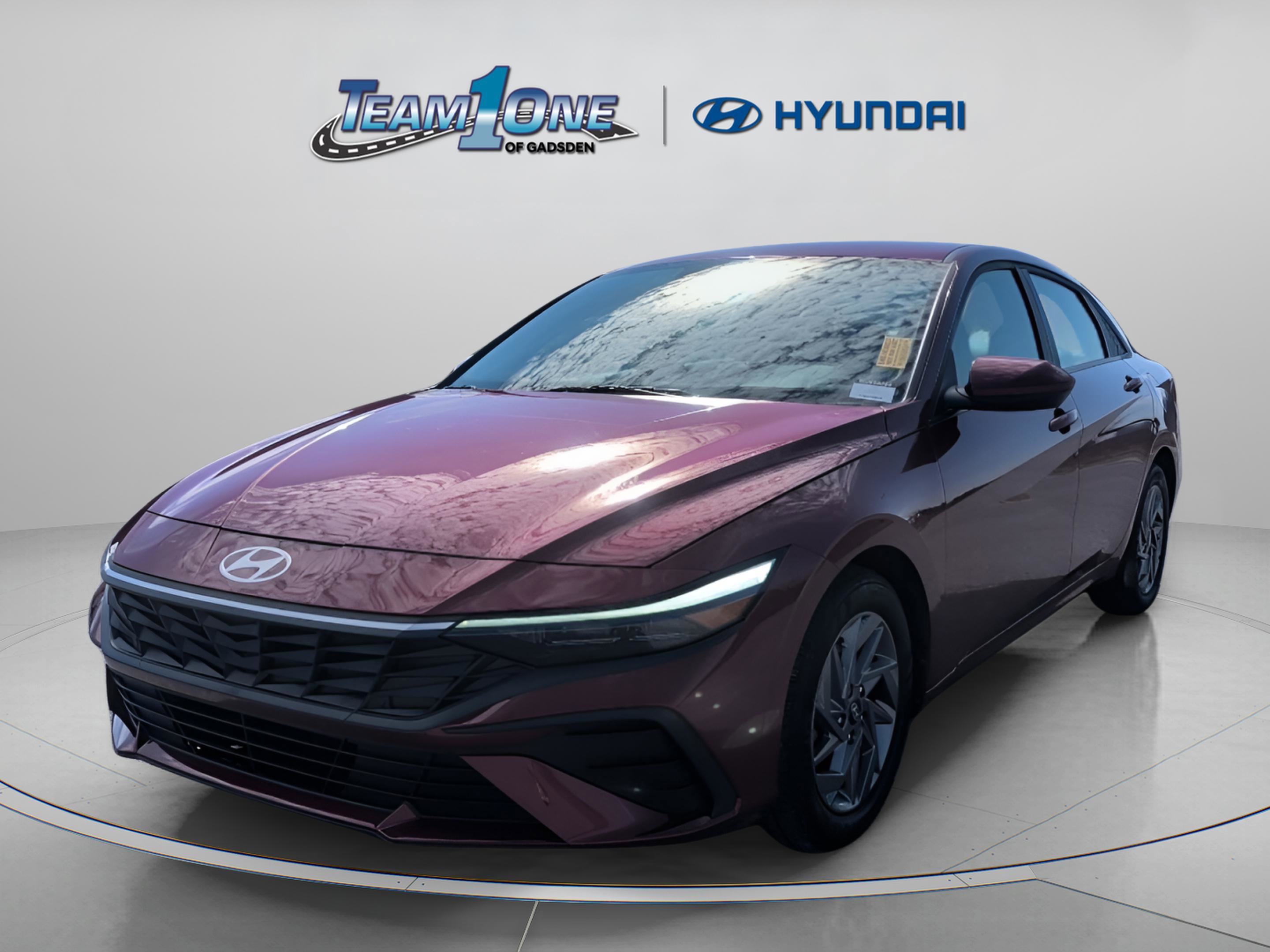 Used 2024 Hyundai Elantra SEL image 4