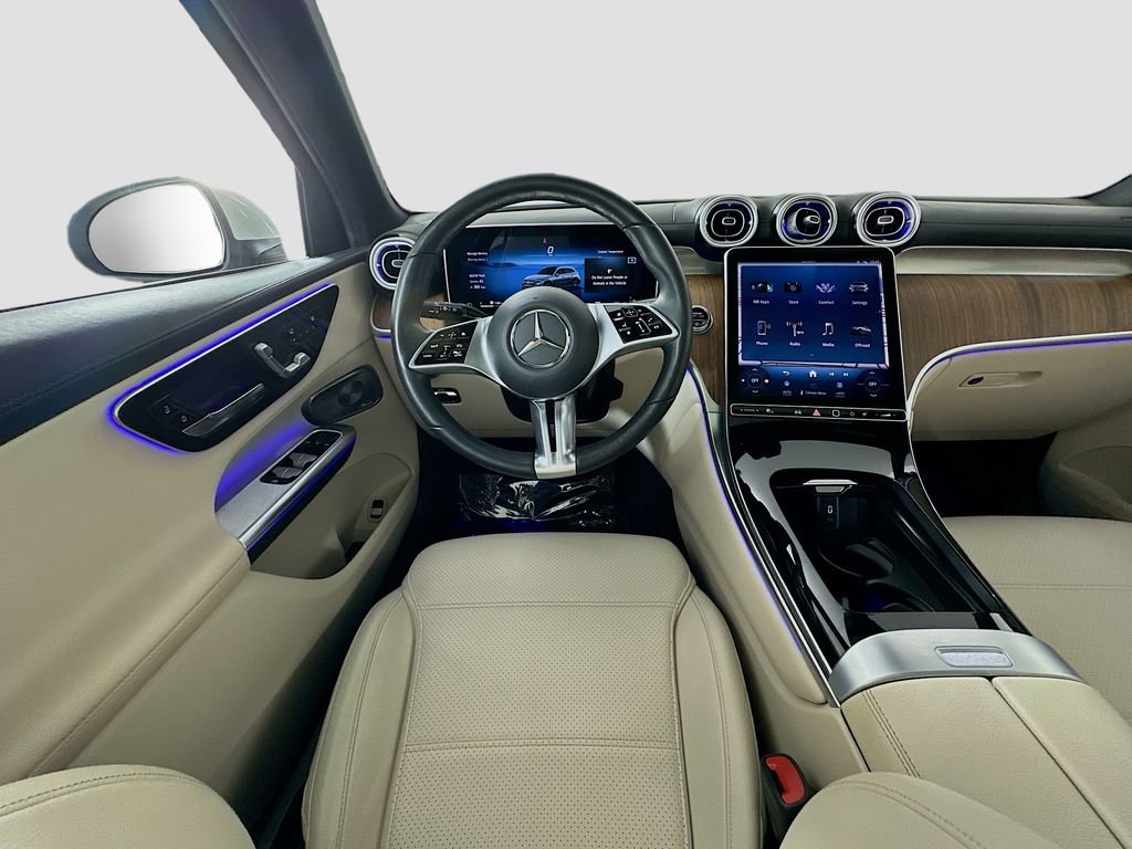 Used 2023 Mercedes-Benz GLC 300 4MATIC image 25