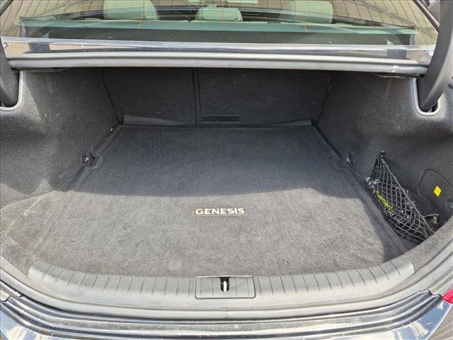 Used 2020 Genesis G70 3.3T RWD image 6