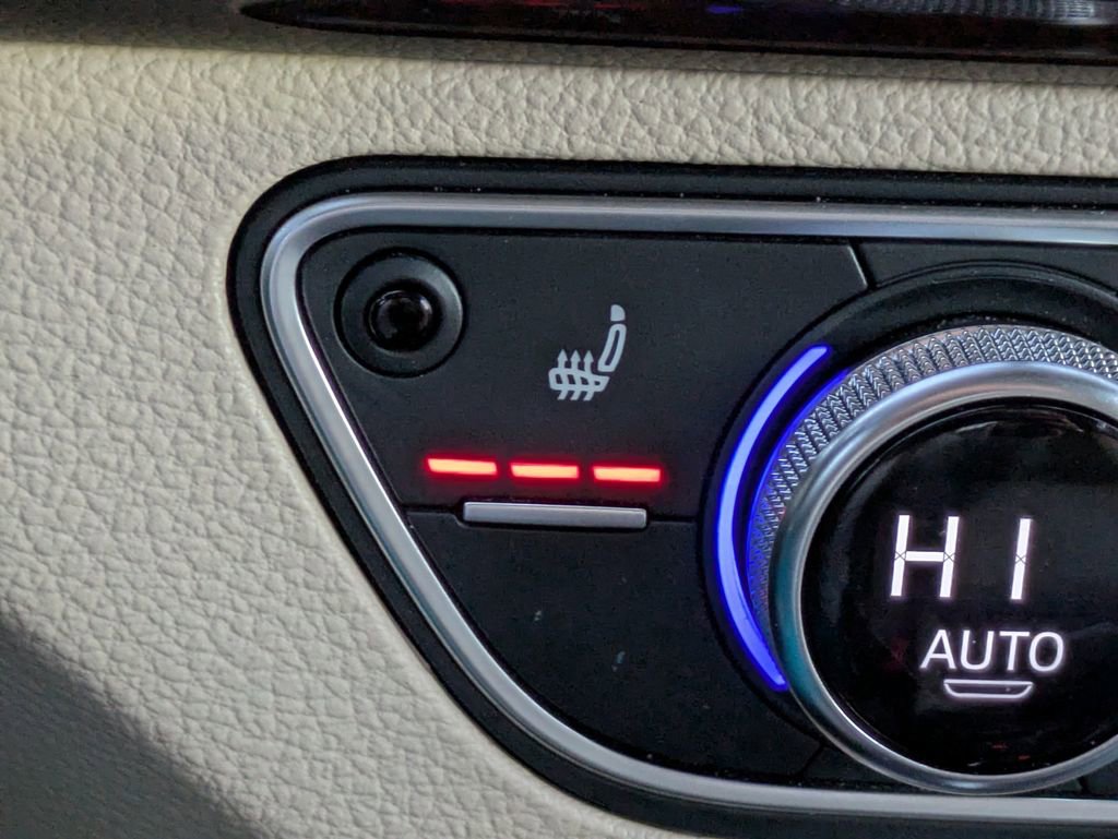 Used 2018 Audi Q5 2.0T Premium Plus w/ Premium Plus Package image 25