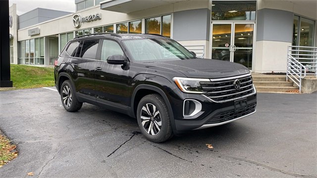 New 2026 Volkswagen Atlas SE image 3