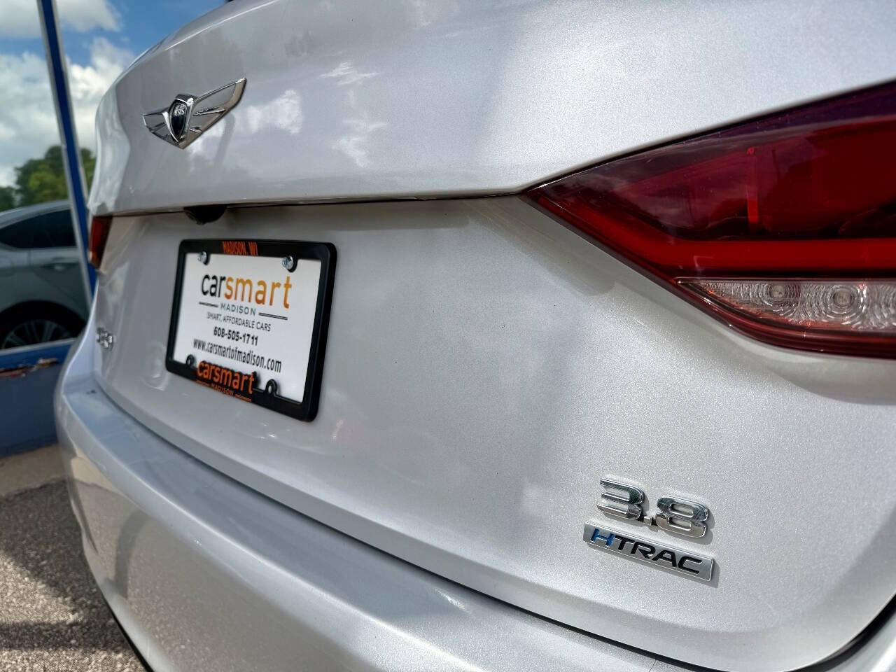 Used 2018 Genesis G80 3.8 AWD/4WD image 11