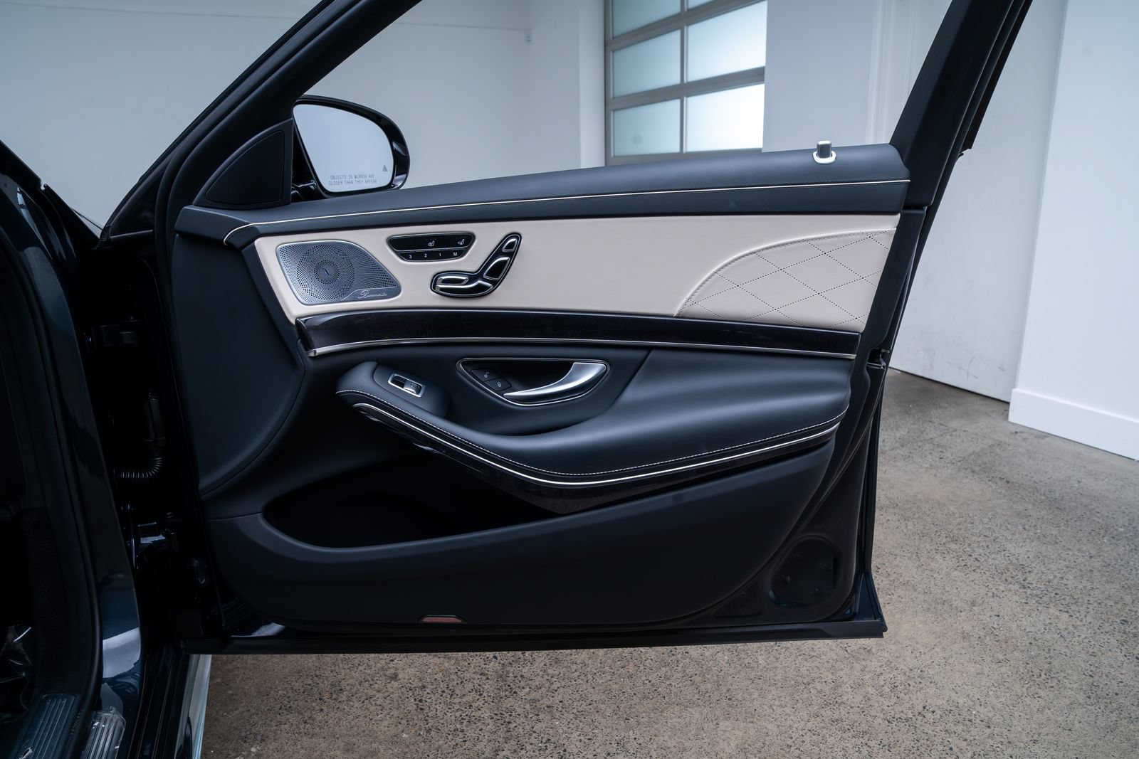 Used 2019 Mercedes-Benz S 63 AMG S 4MATIC Sedan image 26