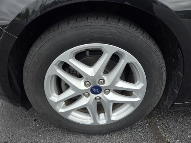 Used 2015 Ford Fusion SE FWD image 43
