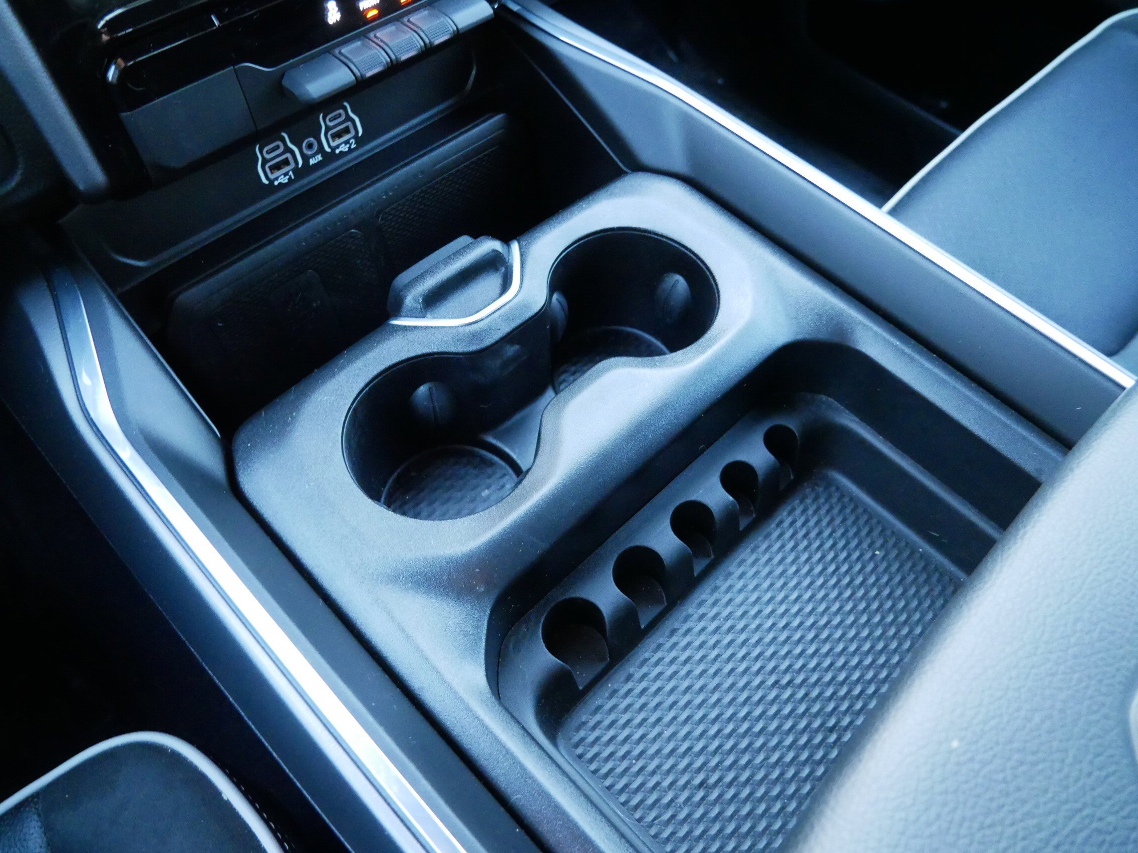 Used 2025 RAM 1500 Laramie image 24