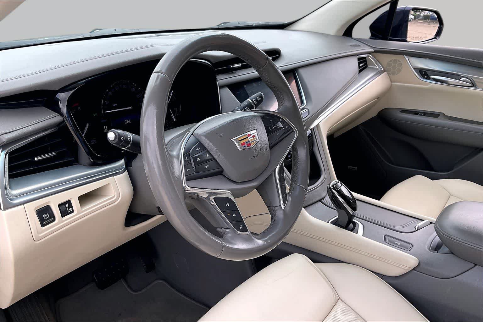Used 2019 Cadillac XT5 Luxury FWD image 15