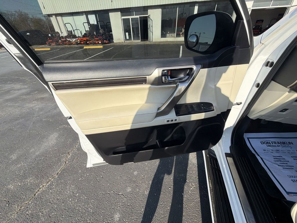 Used 2020 Lexus GX 460 Premium AWD/4WD image 13