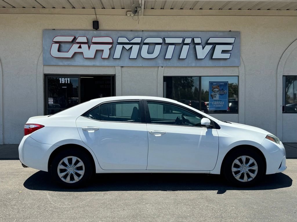 Used 2014 Toyota Corolla L FWD image 3
