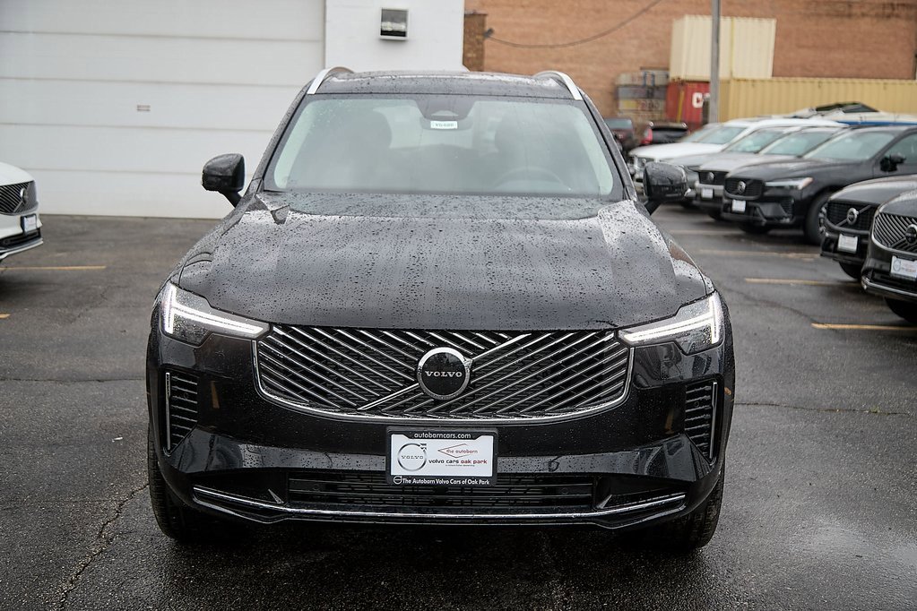 New 2025 Volvo XC90 B6 Core w/ Protection Package Premier image 5