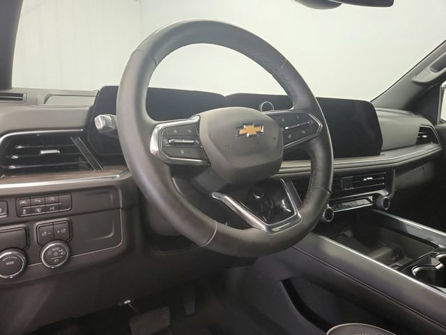 Used 2025 Chevrolet Tahoe Premier RWD image 44