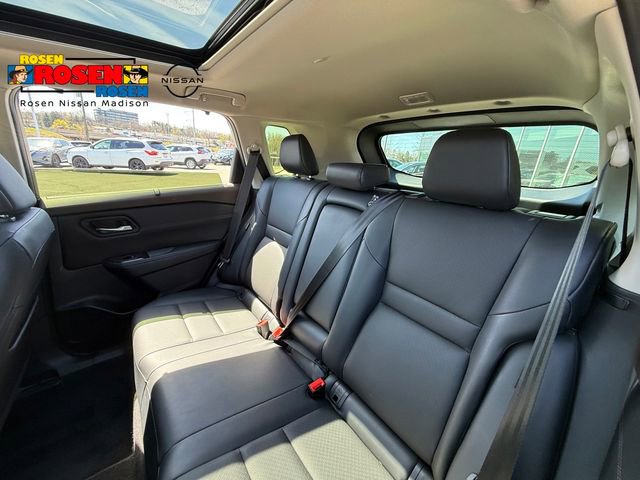 Certified 2023 Nissan Rogue SV w/ SV Premium B Package AWD/4WD image 26