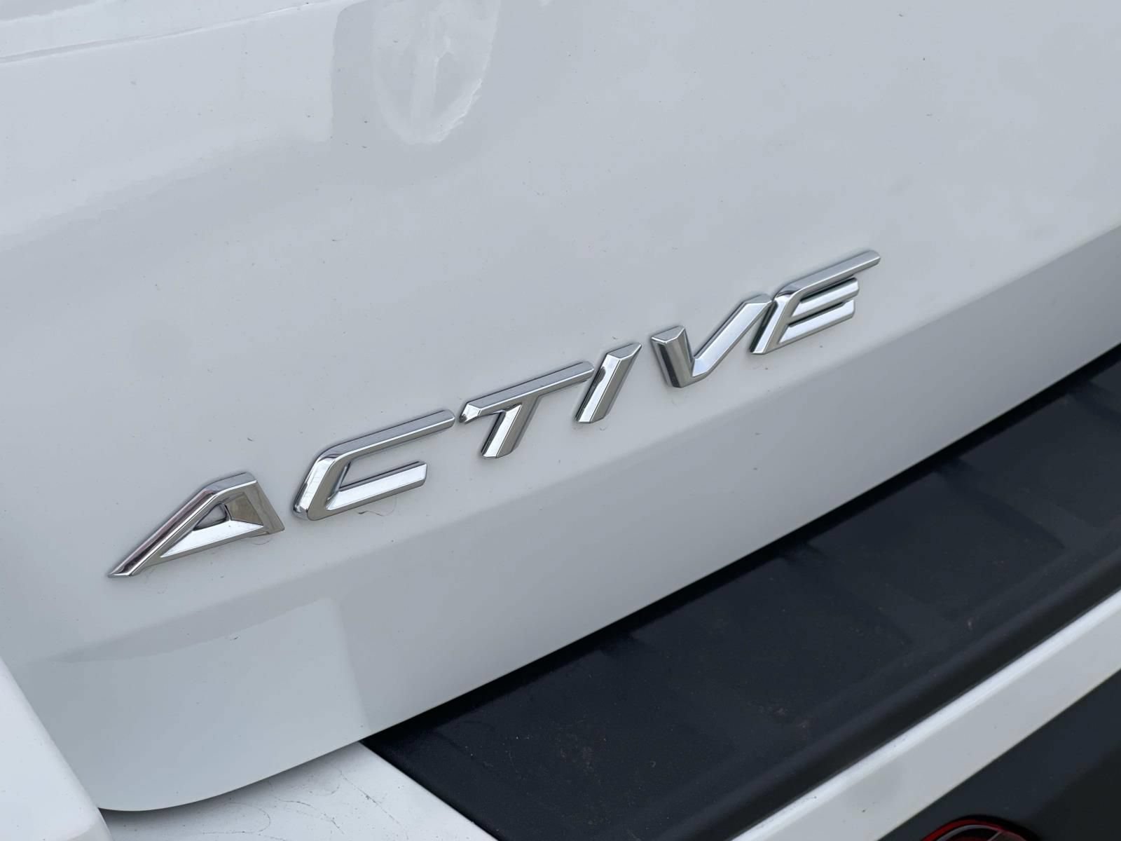 New 2026 Ford Explorer Active RWD image 6