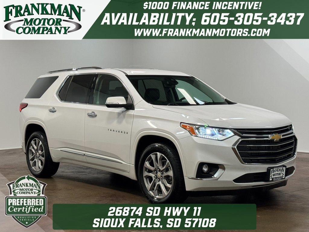 Used 2021 Chevrolet Traverse Premier image 1