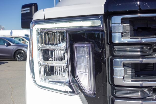 Used 2022 GMC Sierra 2500 AT4 w/ AT4 Premium Plus Package AWD/4WD video 3
