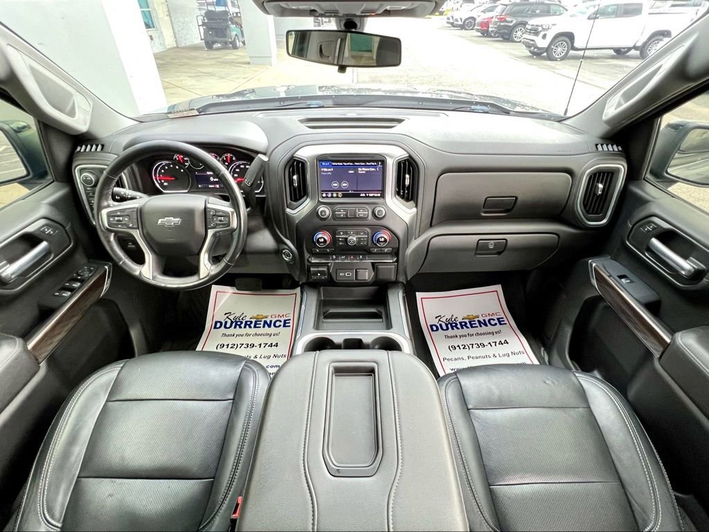 Used 2021 Chevrolet Silverado 1500 RST image 2