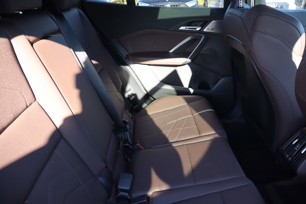 Used 2025 BMW X2 M35i image 14