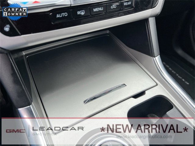 Used 2022 Ford Explorer XLT w/ Equipment Group 202A image 33