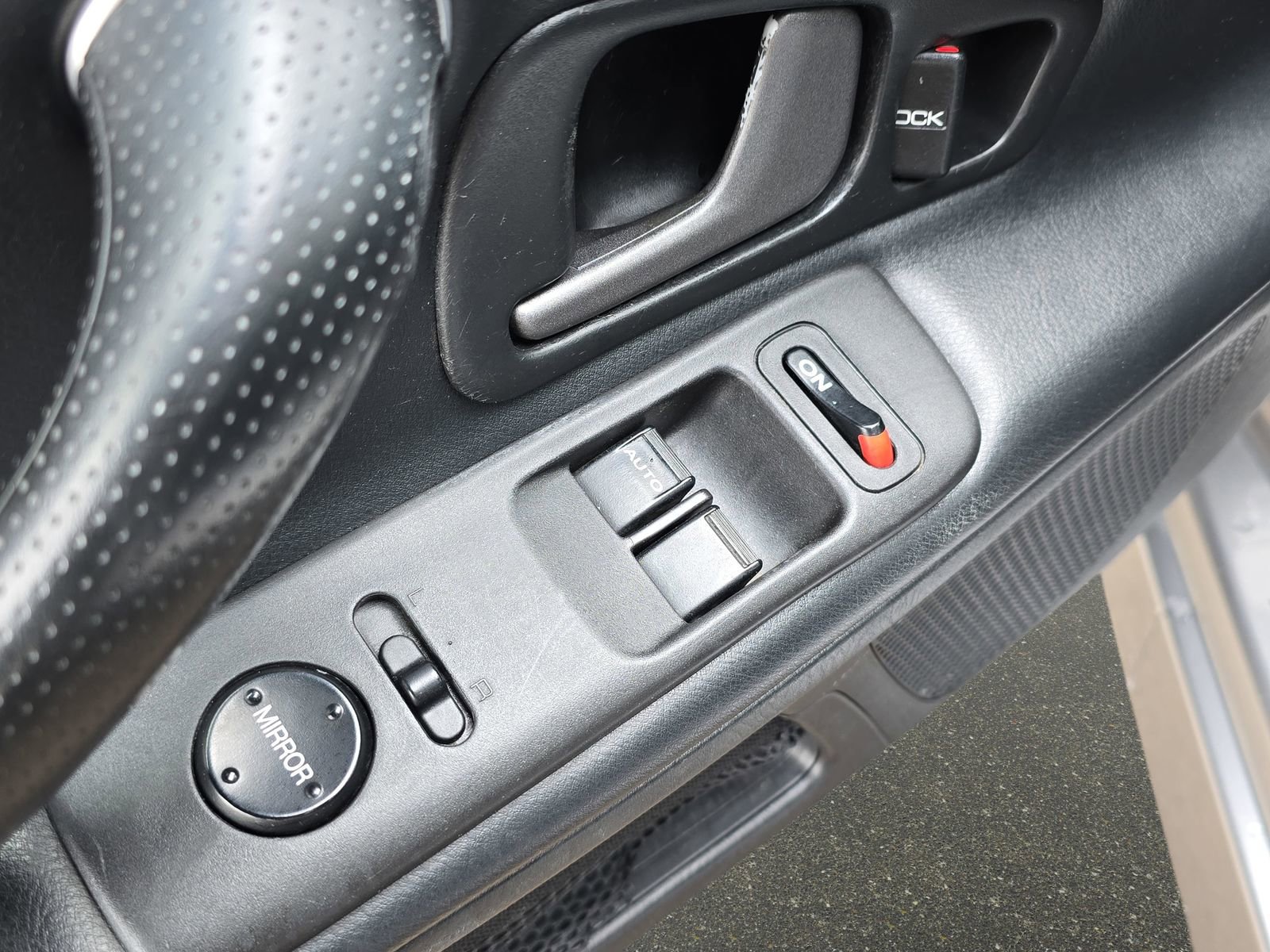 Used 2006 Honda S2000 image 26