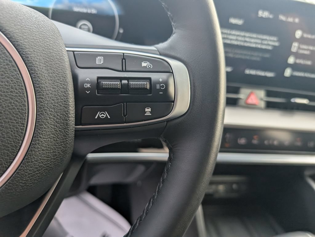 Used 2025 Kia Sportage SX AWD/4WD image 17