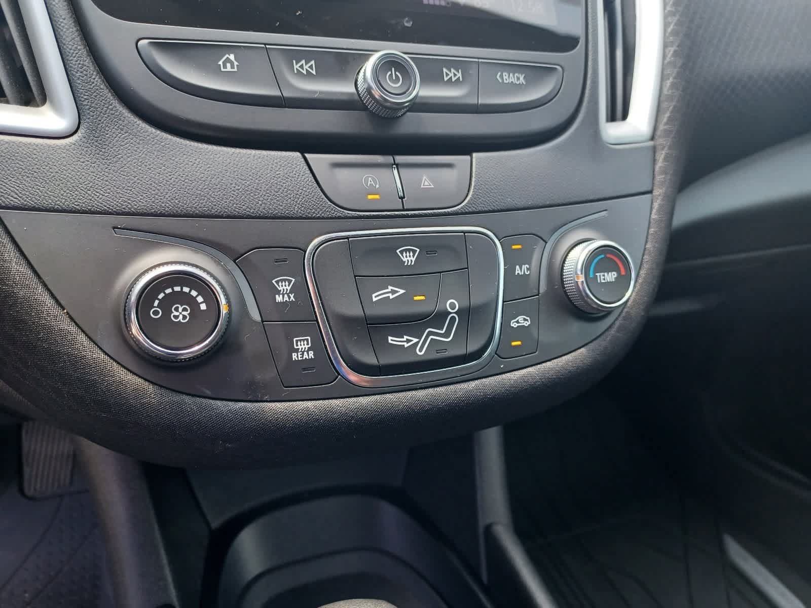 Used 2023 Chevrolet Malibu RS FWD image 12