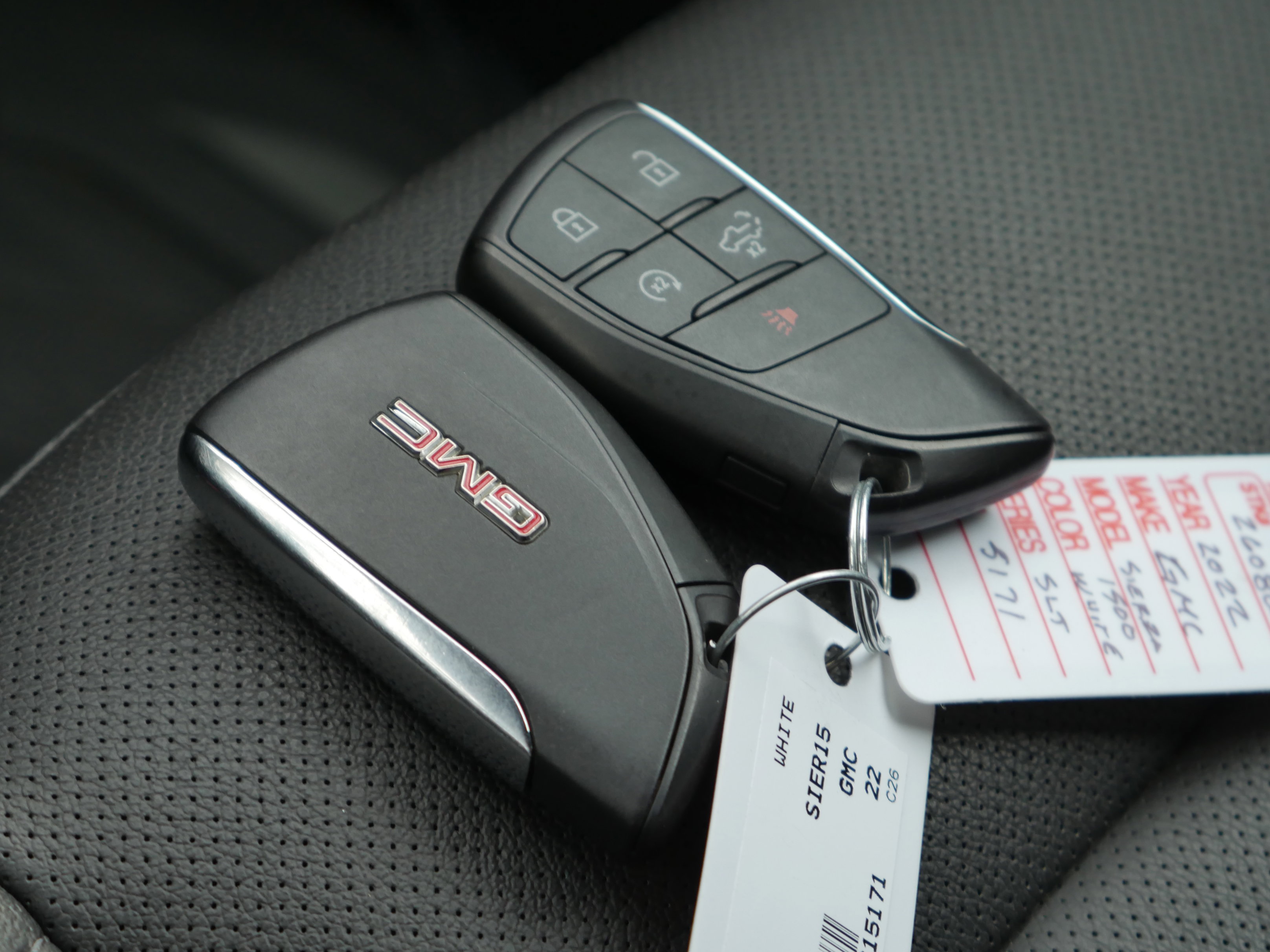 Used 2022 GMC Sierra 1500 SLT image 35